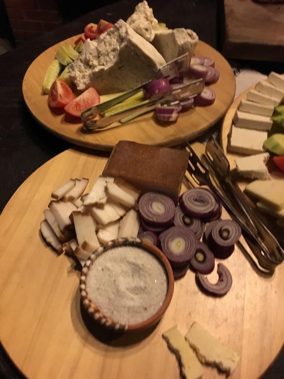 Pensiunea Vasilica Ceterasu Onceşti Esterno foto